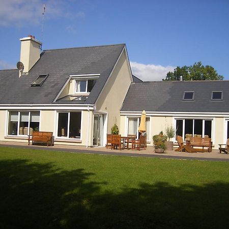 Camillaun Lodge With Lough Corrib Boat Hire Oughterard Esterno foto