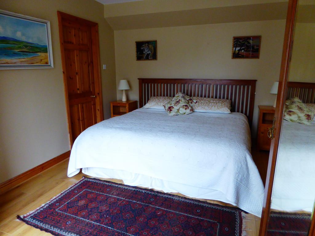 Camillaun Lodge With Lough Corrib Boat Hire Oughterard Esterno foto