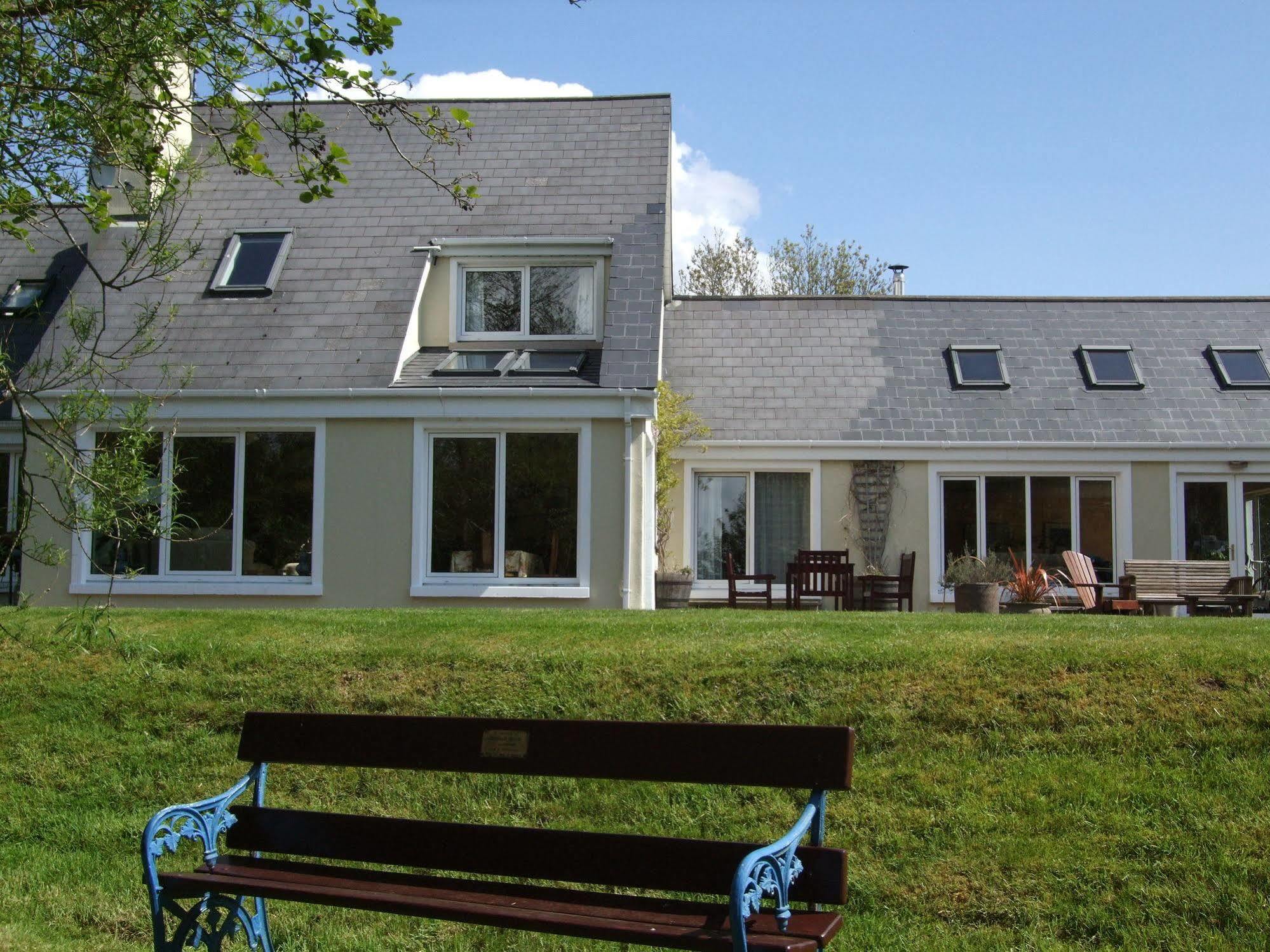 Camillaun Lodge With Lough Corrib Boat Hire Oughterard Esterno foto